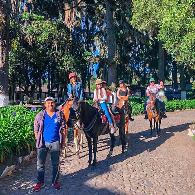 hacienda-pinsaqui-otavalo-imbabura-ecuador